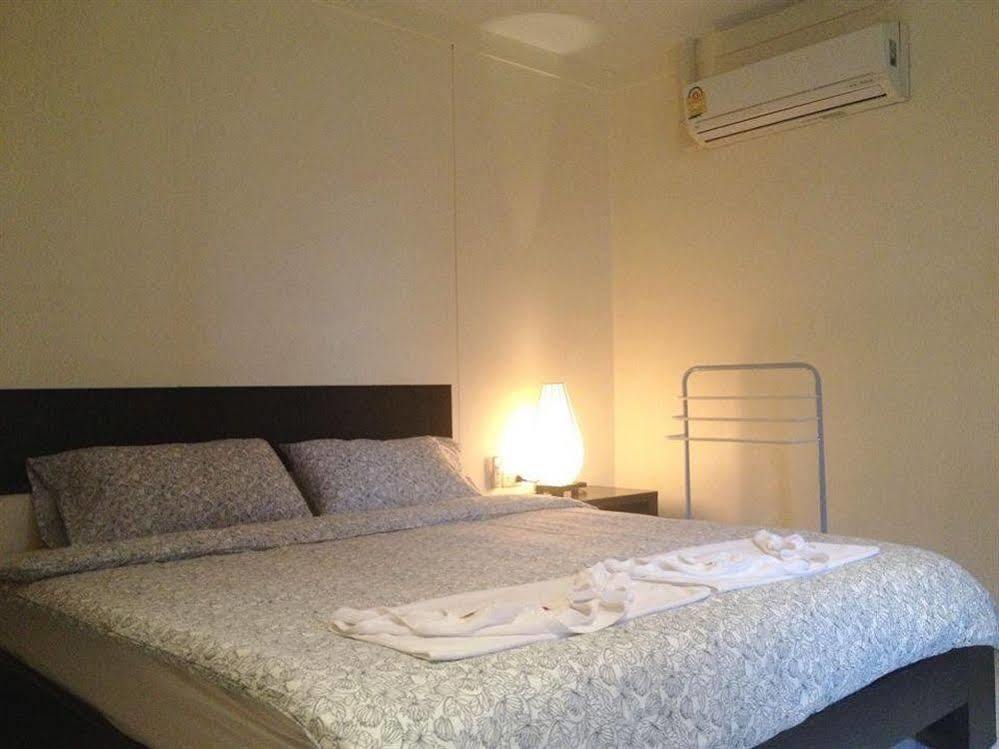 Oyo 244 Roar Inn Patong Zewnętrze zdjęcie
