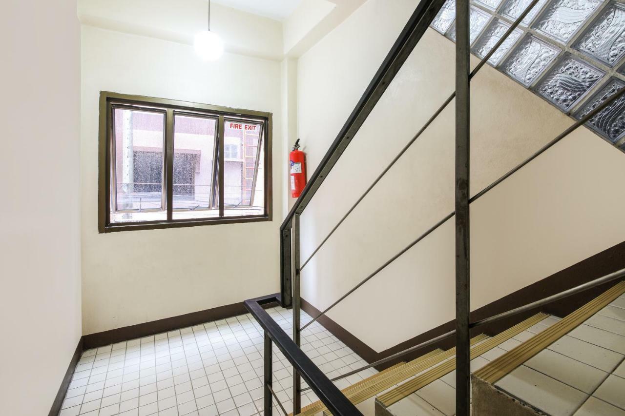 Oyo 244 Roar Inn Patong Zewnętrze zdjęcie